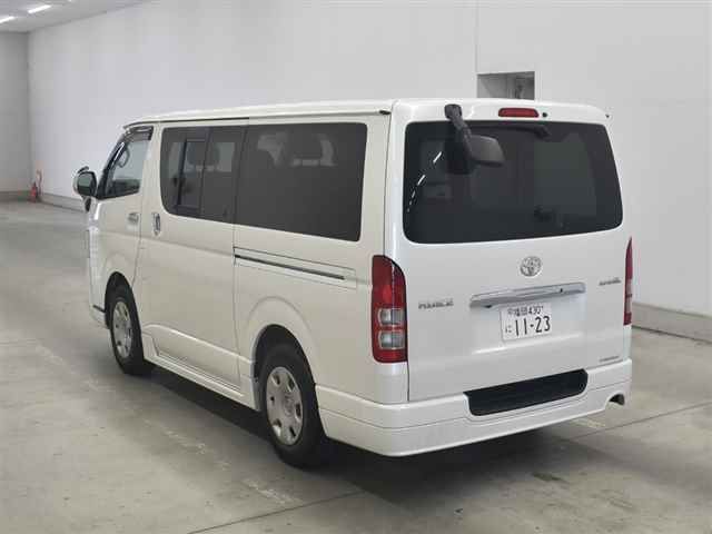 2010 Toyota Hiace ロングスーパーGL auction photo 2