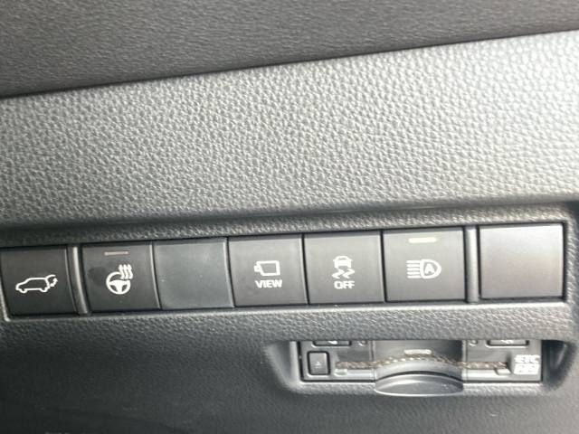 2025 Toyota Harrier Z Leather Package auction photo 5
