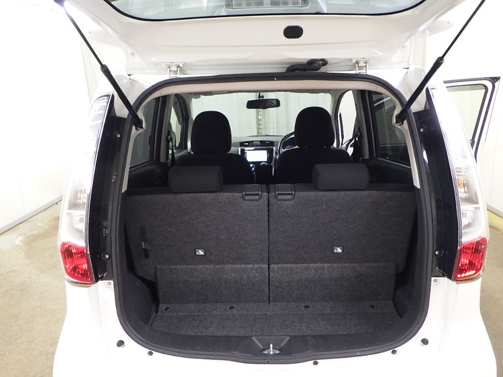 2013 Nissan Dayz 4WD ハイウェイスターX auction photo 8