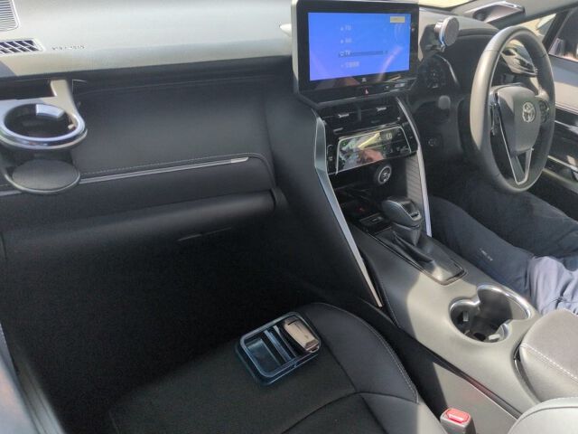 2024 Toyota Harrier Zレザーパッケージ auction photo 3