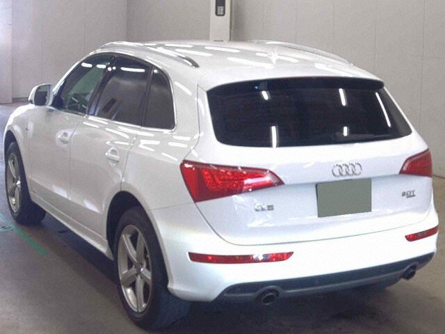 2012 Audi Q5 2.0 TFSI Quat S Light 4WD auction photo 2