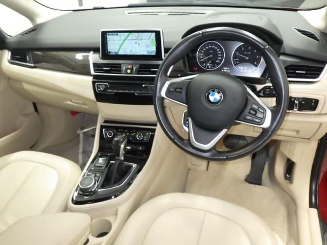 2015 BMW 2 Series 218dアクティブツアラーラグジュアリー auction photo 3