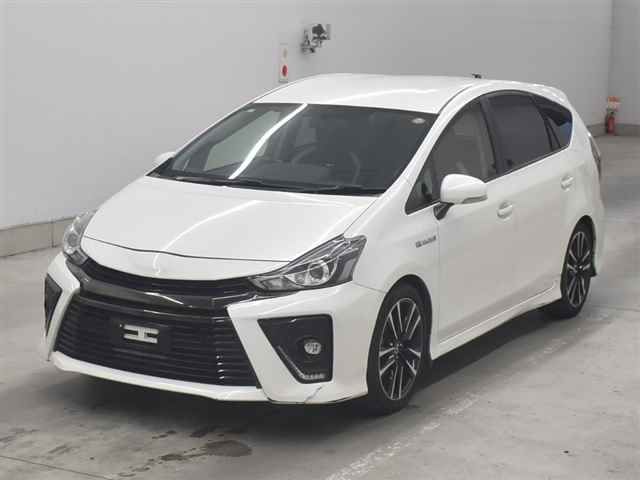 2015 Toyota Prius Alpha Sツーリングセレクション・Gs auction photo 4