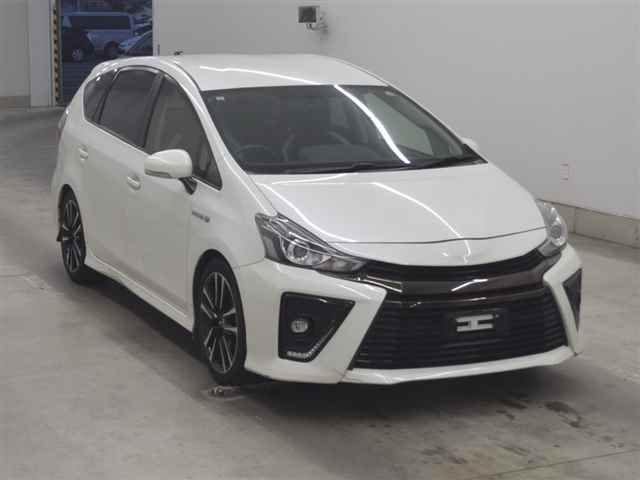 2015 Toyota Prius Alpha Sツーリングセレクション・Gs Japan auction vehicle