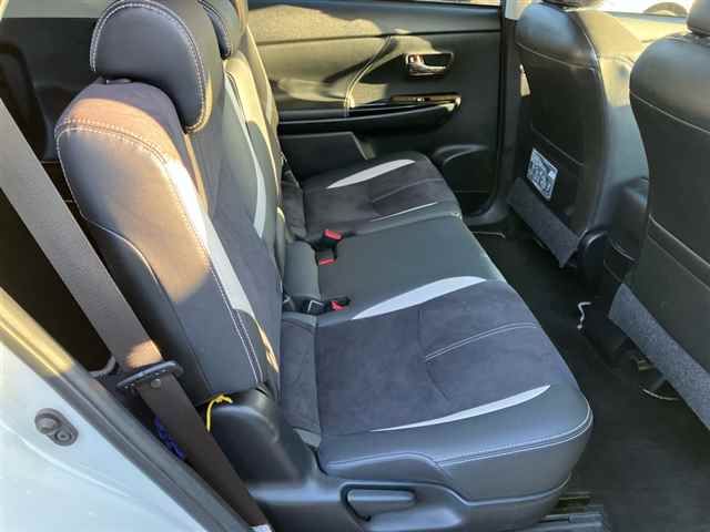 2015 Toyota Prius Alpha Sツーリングセレクション・Gs auction photo 7