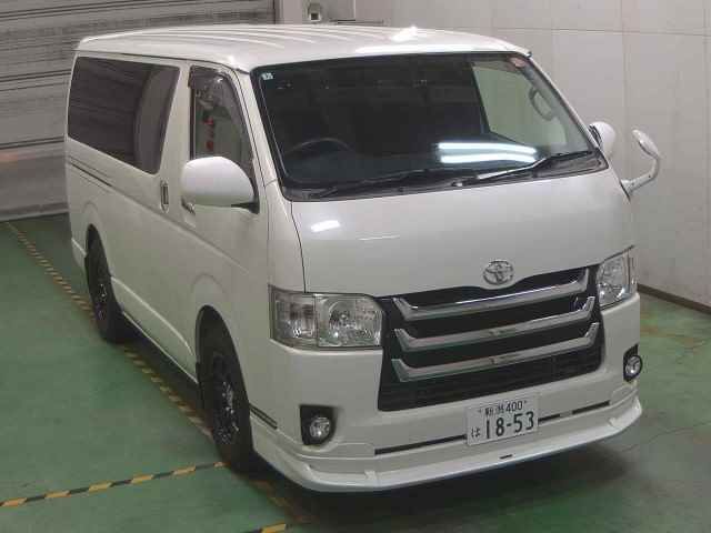 2015 Toyota Hiace スーパーGL Japan auction vehicle