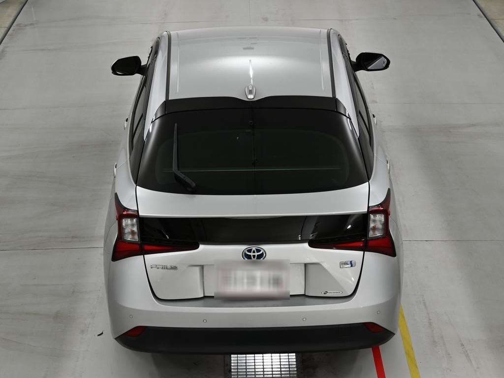 2021 Toyota Prius S Safety Plus 2 auction photo 8