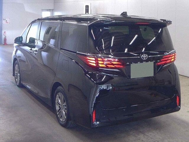 2024 Toyota Alphard Z auction photo 2