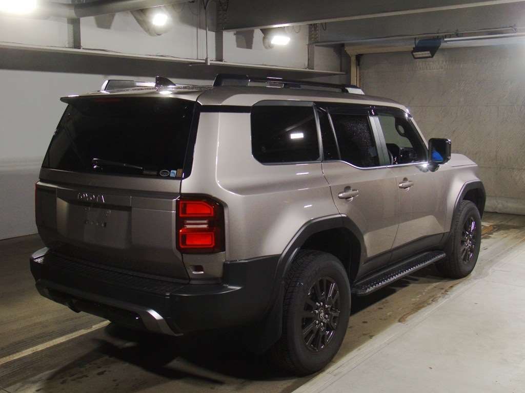 2024 Toyota Land Cruiser 250 VX 4WD auction photo 2