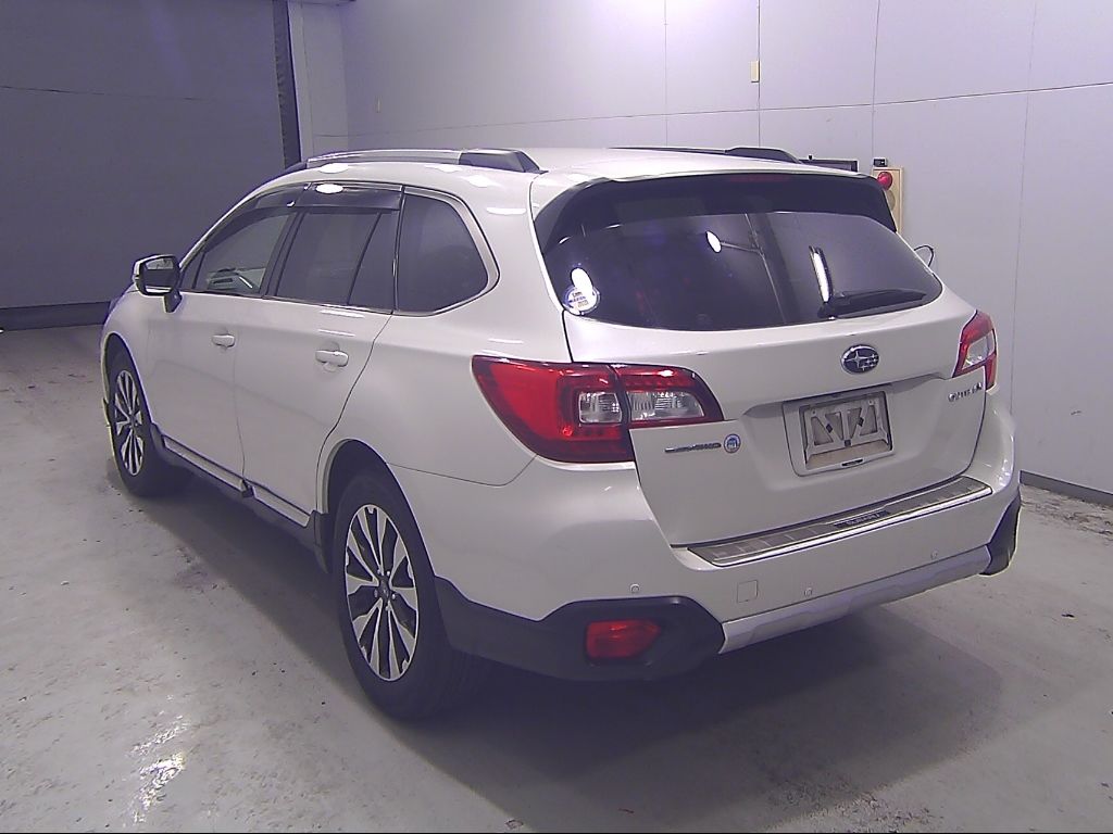 2015 Subaru Legacy Outback LTD auction photo 5