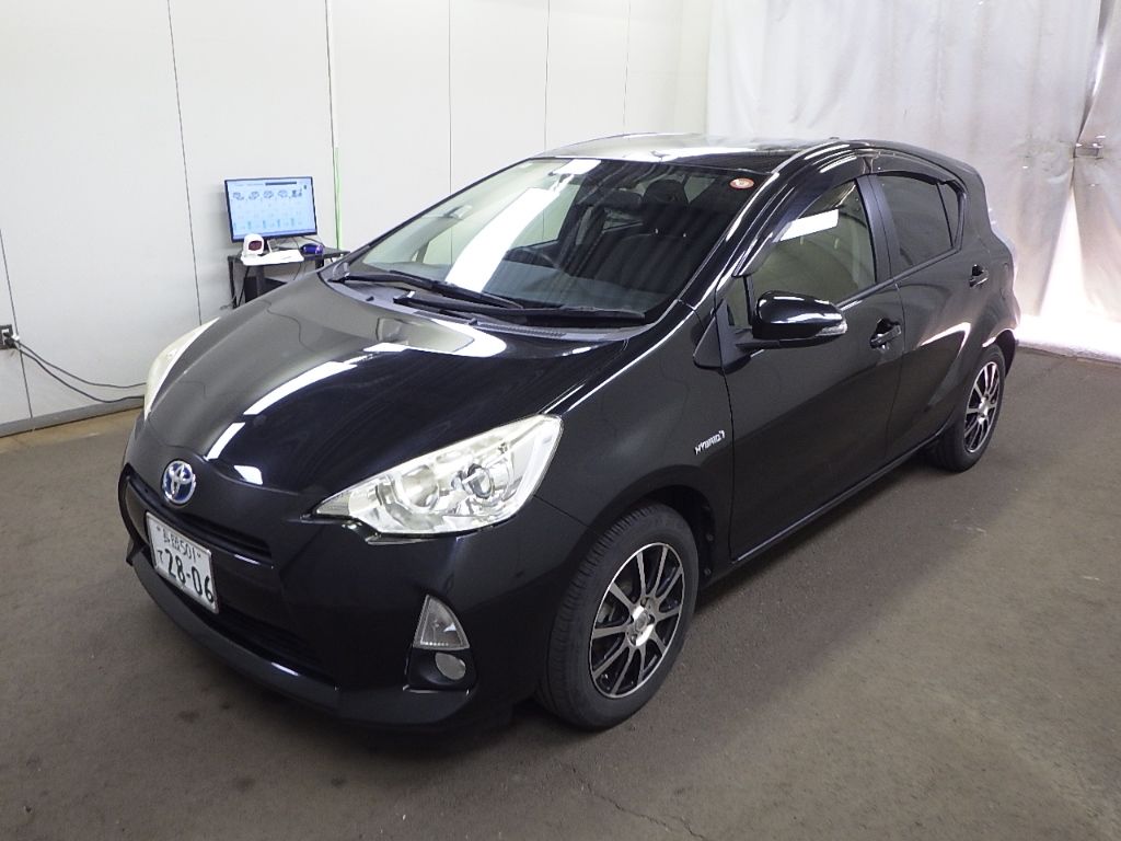 2014 Toyota Aqua Gブラックソフトレザーセレクション auction photo 4