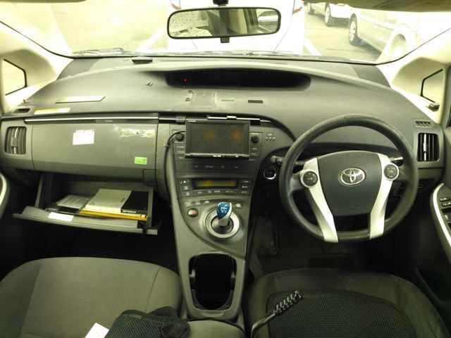 2010 Toyota Prius auction photo 8