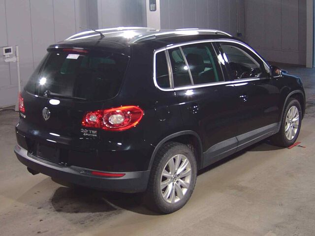 2011 Volkswagen ティグアン 4WD auction photo 5