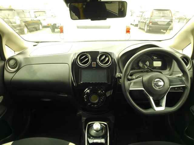 2019 Nissan Note e-パワーエマブレ auction photo 8