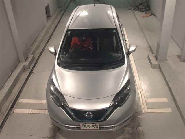 2019 Nissan Note e-パワーエマブレ auction photo 6