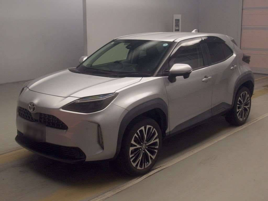 Japan Auction Vehicles 4 2022 Toyota Yaris Cross Z auction photo