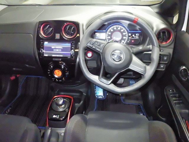 2020 Nissan Note e-POWER NIMMOS auction photo 4