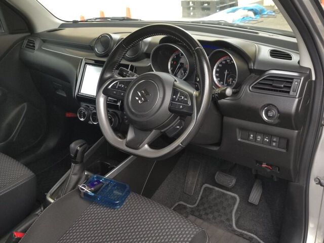 2021 Suzuki Swift Hybrid RS auction photo 3