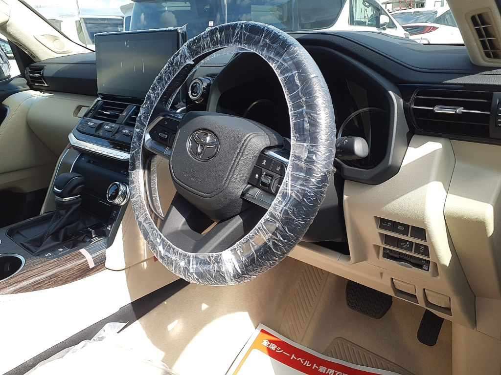 2024 Toyota Land Cruiser ZX 4WD auction photo 9