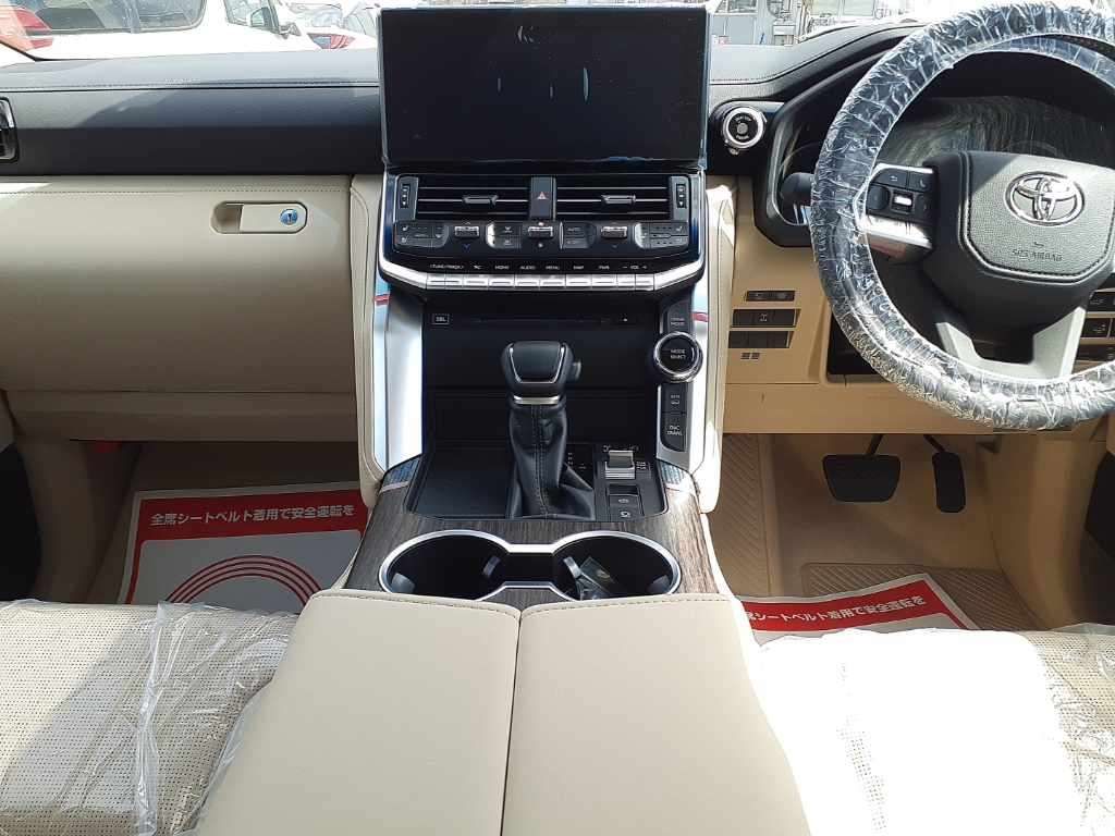 2024 Toyota Land Cruiser ZX 4WD auction photo 11