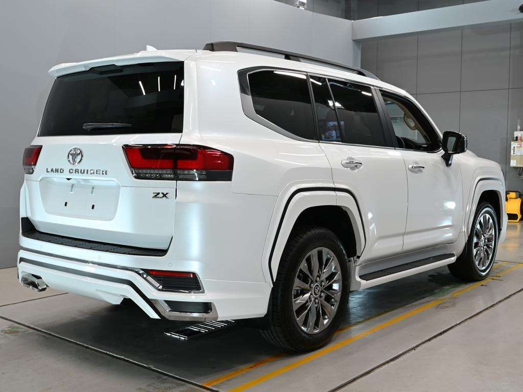 2024 Toyota Land Cruiser ZX 4WD auction photo 2