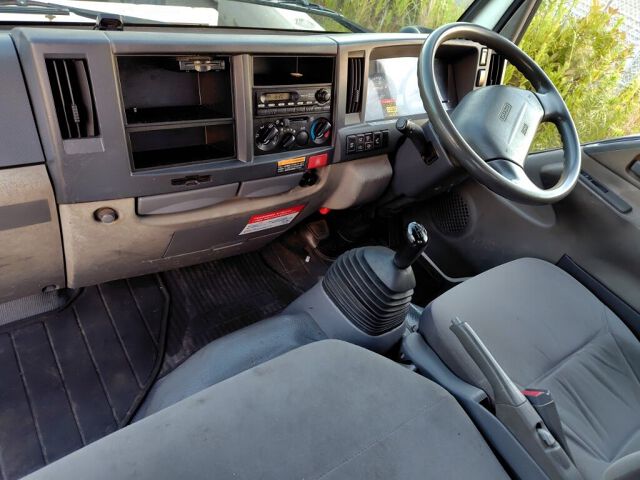 2012 Isuzu Elf クレーン auction photo 3
