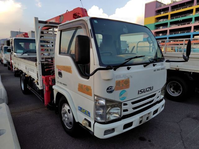 Japan Auction Vehicles 8 2012 Isuzu Elf クレーン auction photo