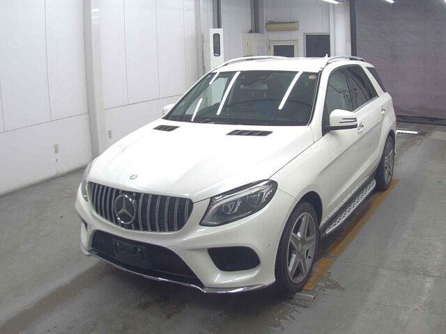 2016 Mercedes-Benz GLE GLE350D4M Sport 4WD auction photo 4