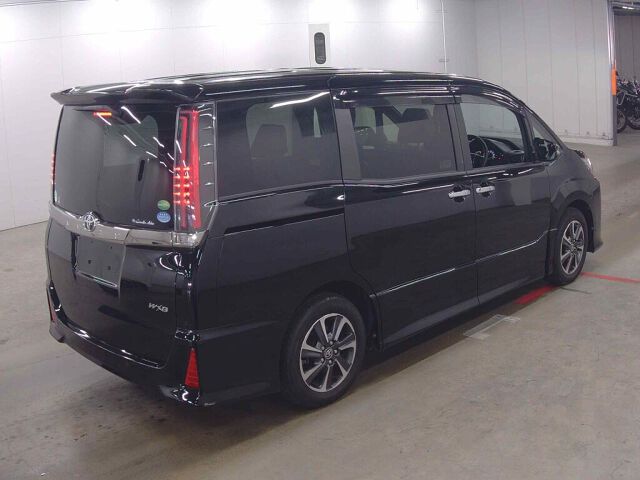 2019 Toyota Noah SI WXB 2 auction photo 5