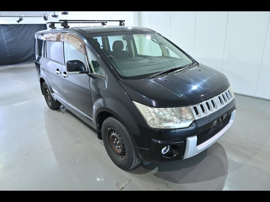 Japan Auction Vehicles 15 2011 Mitsubishi Delica D:5 M auction photo