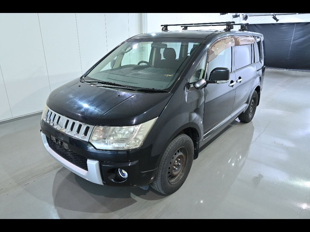 2011 Mitsubishi Delica D:5 M auction photo 4