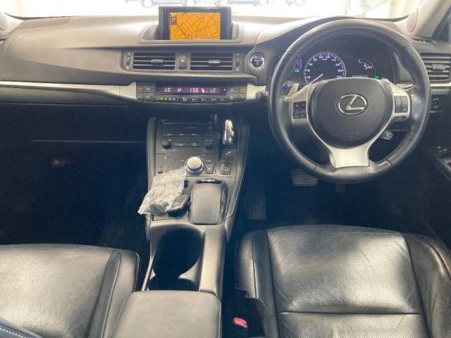 2011 Lexus CT CT200h バージョンL auction photo 2