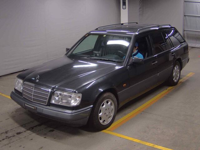 1994 Mercedes-Benz E-Class Station Wagon E320 auction photo 4