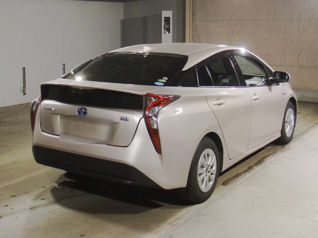 2016 Toyota Prius S auction photo 2
