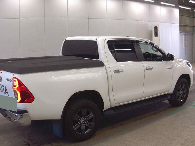 2023 Toyota Hilux Z 4WD auction photo 5