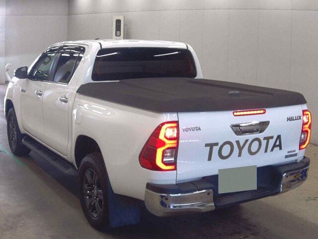 2023 Toyota Hilux Z 4WD auction photo 2