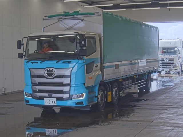2018 Hino Profia ホロウイング Japan auction vehicle