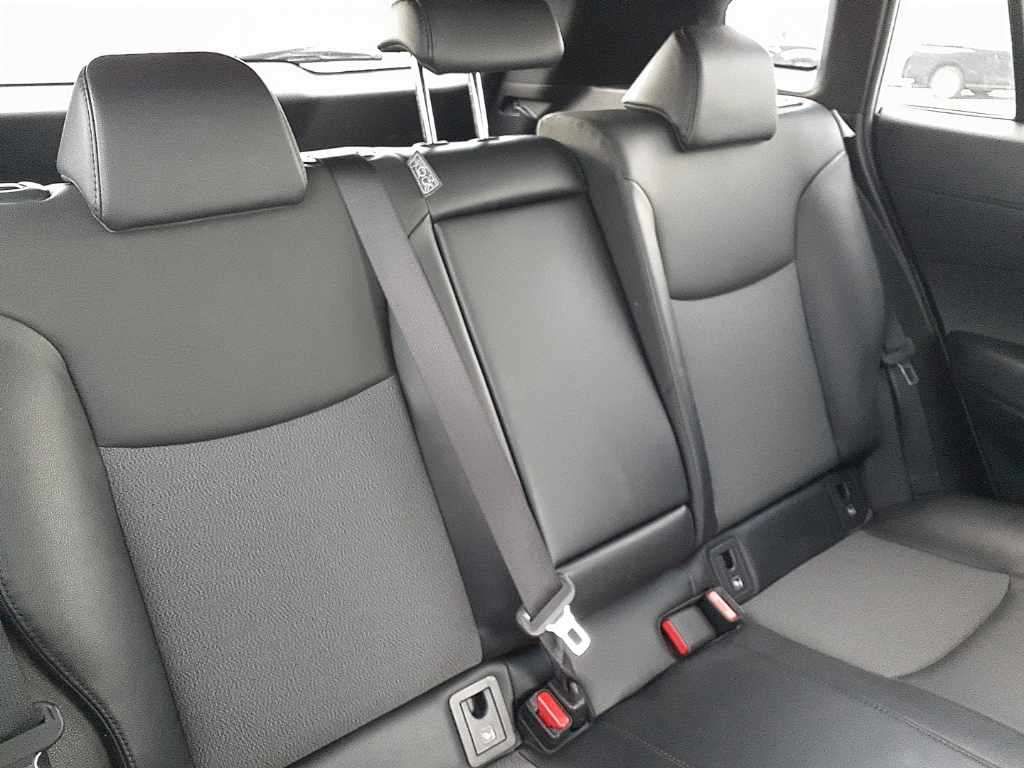 2024 Toyota Corolla Cross ハイブリッド Z auction photo 11