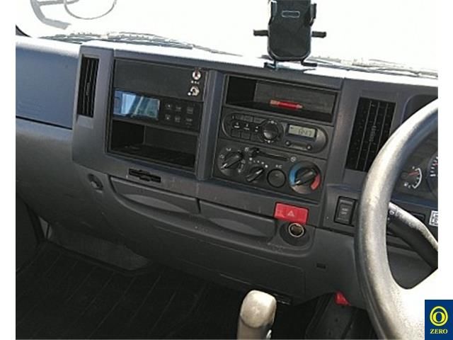 2016 Isuzu Elf レイゾウレイトウシャ auction photo 6