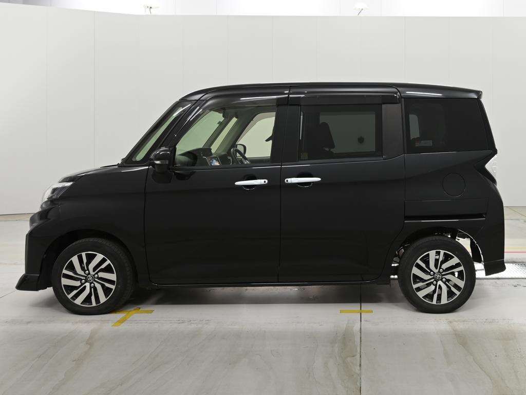 2021 Toyota Roomy Custom G auction photo 4