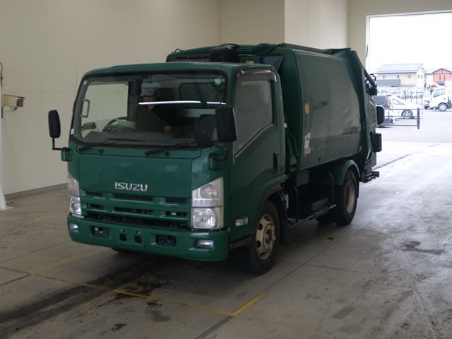 2010 Isuzu Elf ジンカイ Japan auction vehicle