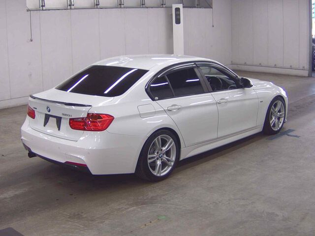 2014 BMW 3 Series 320IXDRIMスポツ 4WD auction photo 5