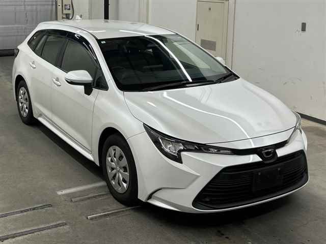 2024 Toyota Corolla Touring X Japan auction vehicle