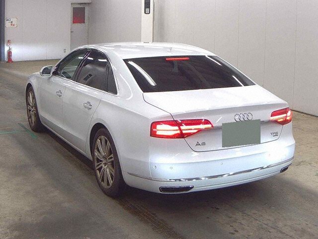 2015 Audi A8 4.0TFSIクワトロ 4WD auction photo 2