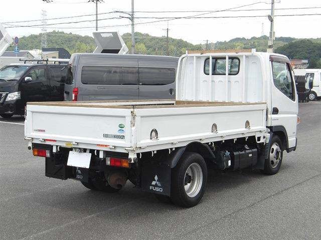 2016 Mitsubishi Fuso Canter Flatbed 2t auction photo 2