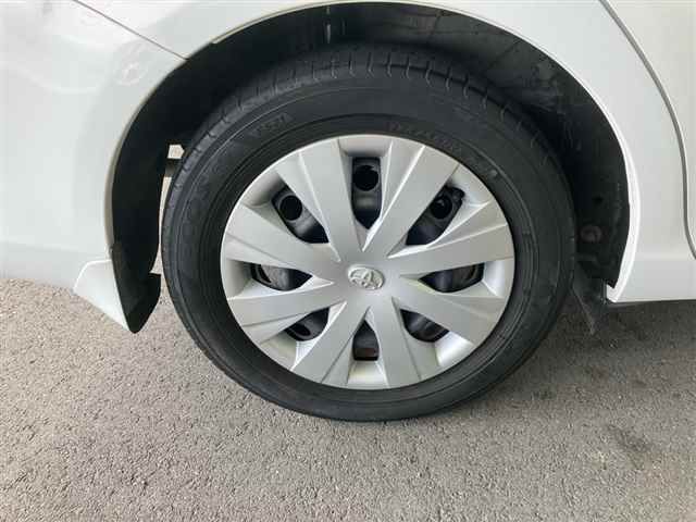 2013 Toyota Corolla Axio 1.5G auction photo 8