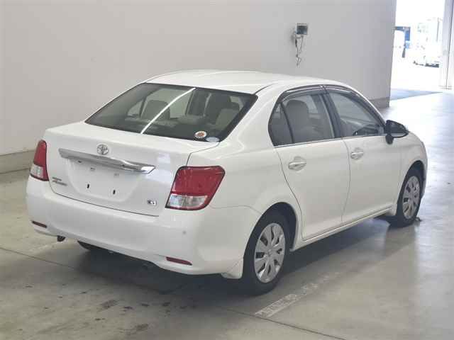 2013 Toyota Corolla Axio 1.5G auction photo 5