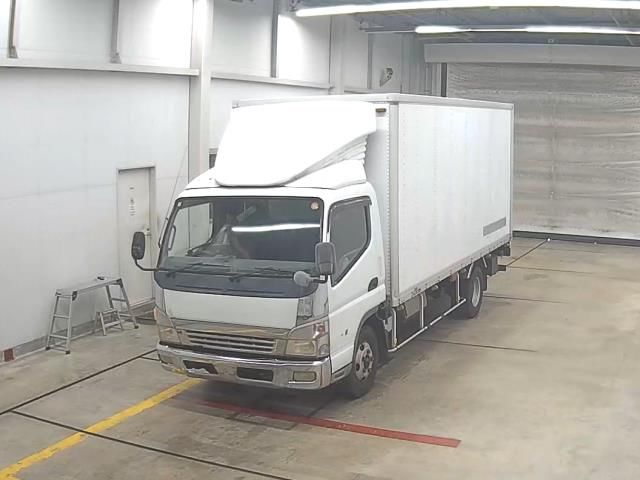 Japan Auction Vehicles 10 2006 Mitsubishi Fuso Canter バン auction photo