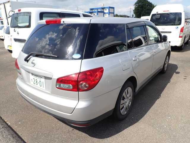 2016 Nissan ウイングロード 15B auction photo 2