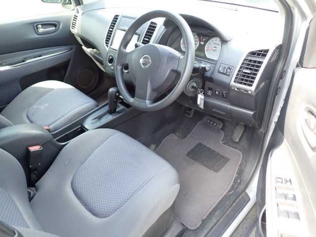 2016 Nissan ウイングロード 15B auction photo 5